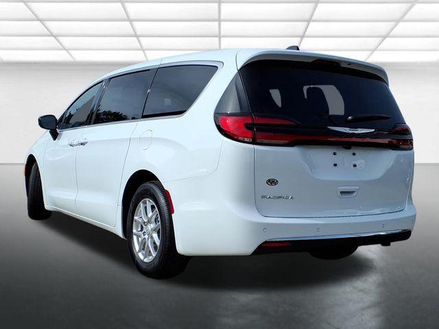 new 2026 Chrysler Pacifica car, priced at $38,035