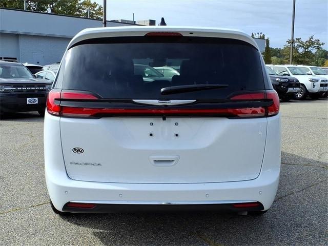 new 2026 Chrysler Pacifica car, priced at $46,035