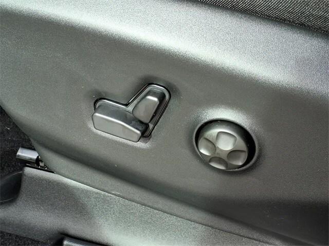 new 2026 Chrysler Pacifica car, priced at $46,035