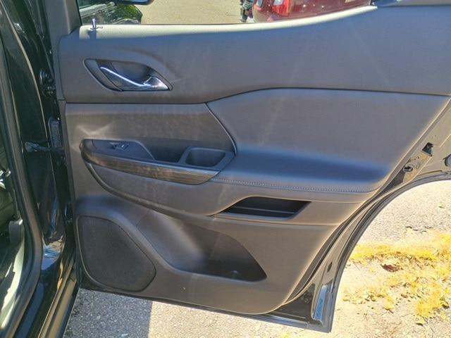 used 2023 GMC Acadia car, priced at $27,117