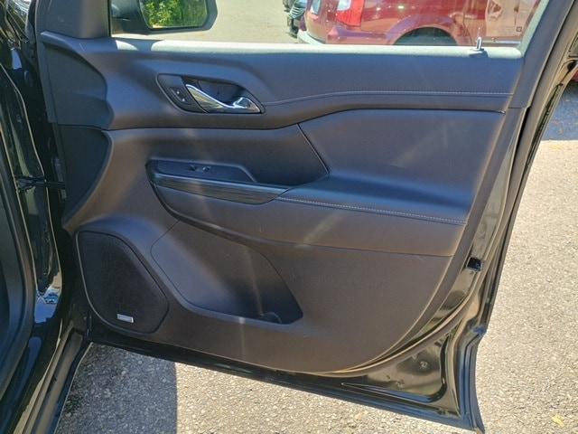 used 2023 GMC Acadia car, priced at $27,117