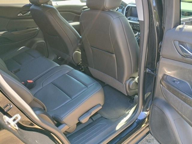 used 2023 GMC Acadia car, priced at $27,117