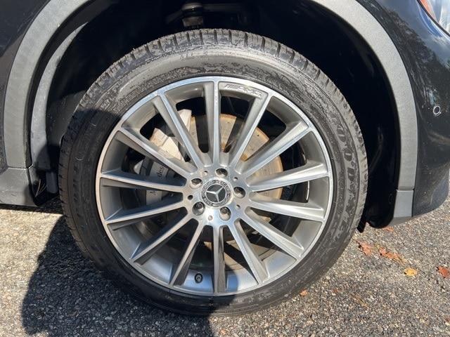 used 2019 Mercedes-Benz GLC 300 car, priced at $19,675