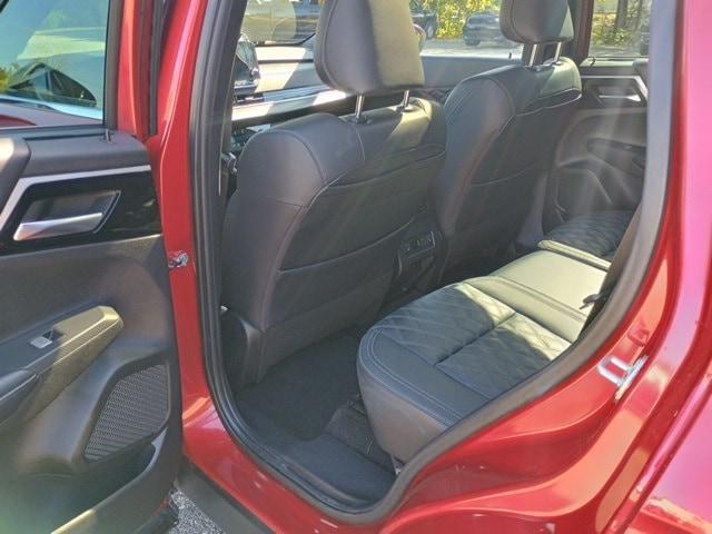 used 2023 Mitsubishi Outlander car, priced at $25,000