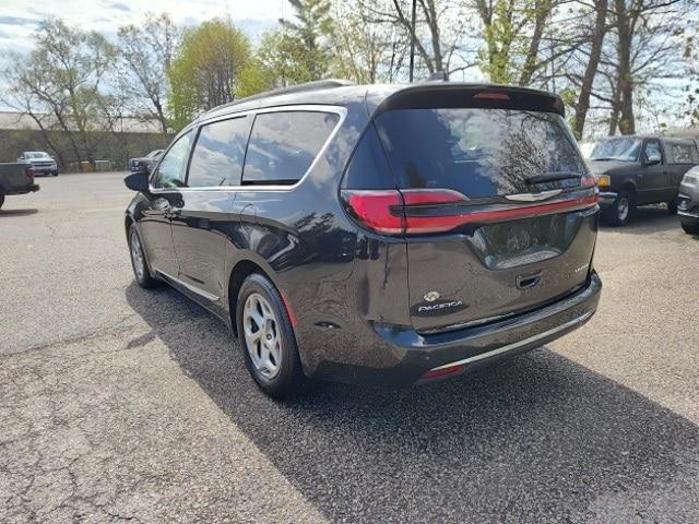 used 2023 Chrysler Pacifica car, priced at $26,995
