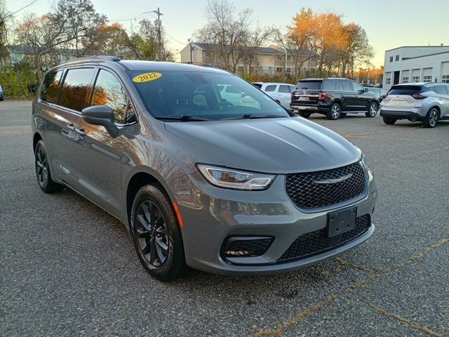 used 2022 Chrysler Pacifica car, priced at $26,995