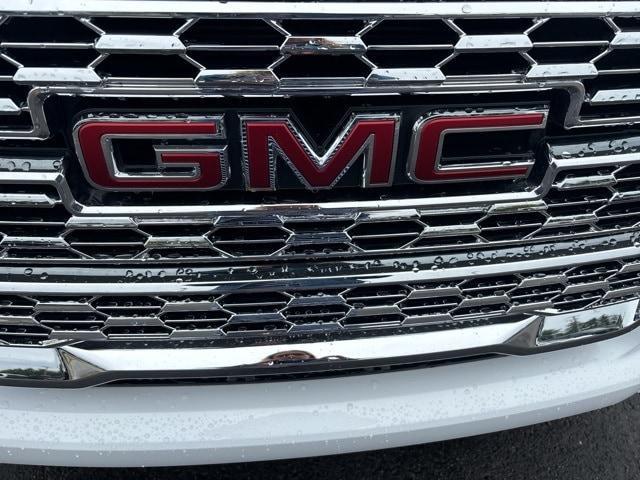 used 2021 GMC Canyon car, priced at $34,122