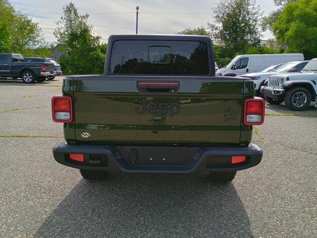 used 2022 Jeep Gladiator car, priced at $34,395