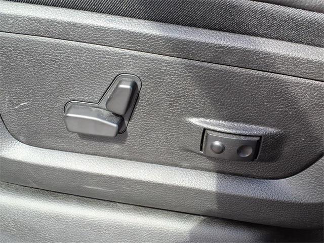 new 2025 Ram 2500 car, priced at $77,890