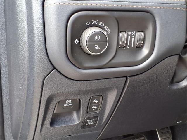 new 2025 Ram 1500 car, priced at $80,372