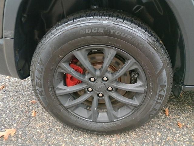 used 2019 Jeep Cherokee car, priced at $12,235