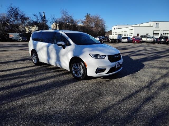 used 2023 Chrysler Pacifica car, priced at $32,999