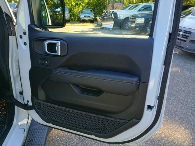 used 2022 Jeep Wrangler Unlimited car, priced at $36,995