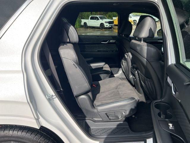 used 2024 Hyundai Palisade car, priced at $36,099