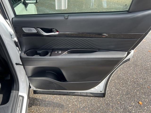 used 2024 Hyundai Palisade car, priced at $39,855