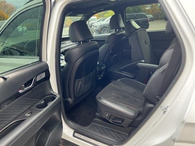 used 2024 Hyundai Palisade car, priced at $39,855