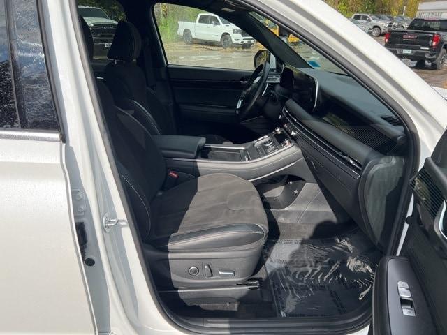 used 2024 Hyundai Palisade car, priced at $39,855