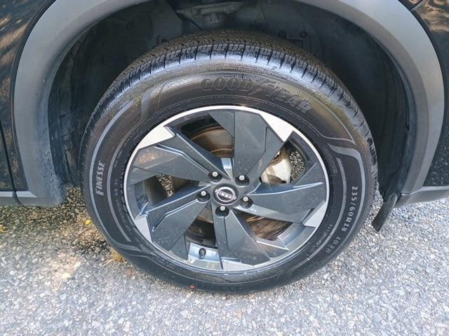 used 2024 Nissan Rogue car, priced at $21,212