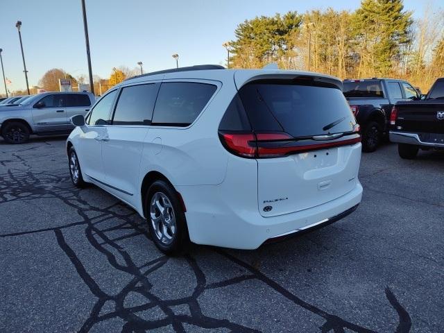 used 2022 Chrysler Pacifica car, priced at $27,687