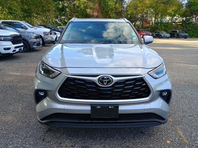 used 2023 Toyota Highlander car, priced at $33,795