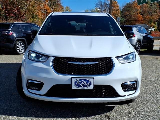 new 2026 Chrysler Pacifica car, priced at $49,030