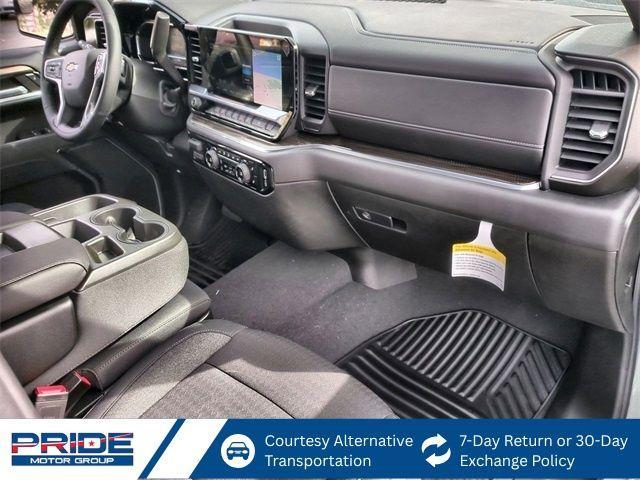 used 2024 Chevrolet Silverado 1500 car, priced at $42,981