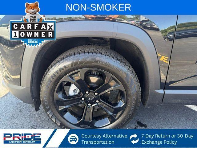 used 2025 Chevrolet Equinox car, priced at $28,797