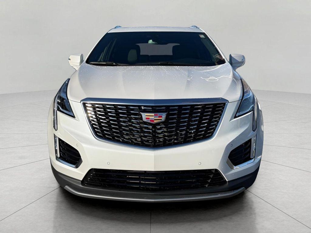 used 2025 Cadillac XT5 car, priced at $45,757