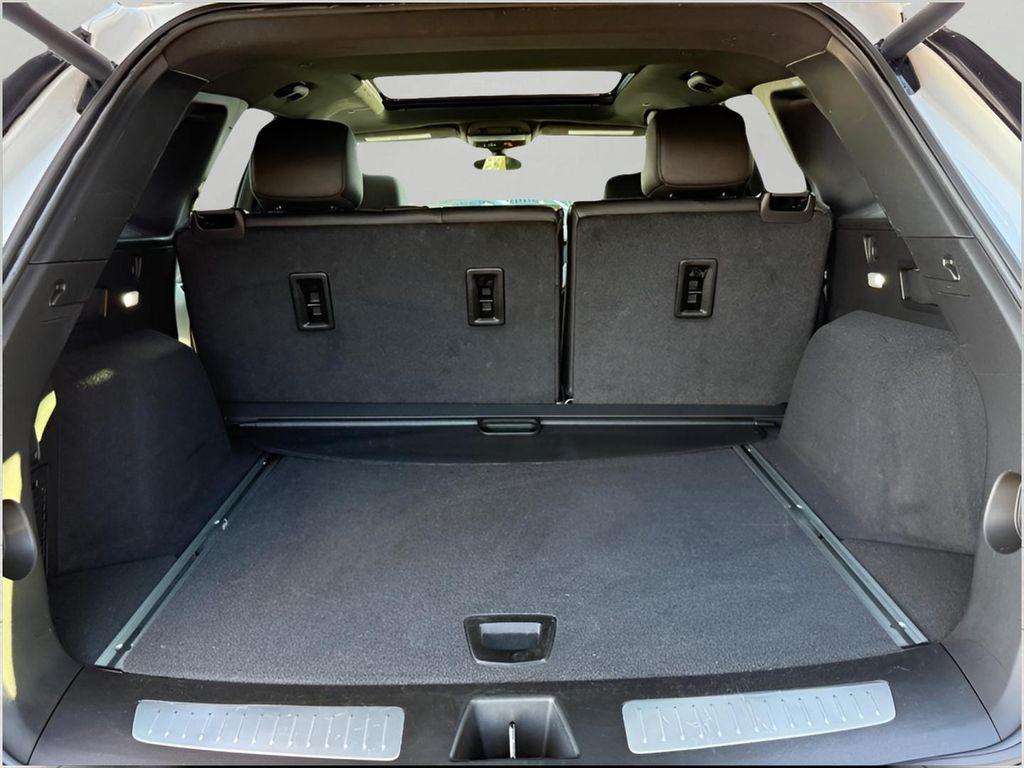 used 2025 Cadillac XT5 car, priced at $45,757