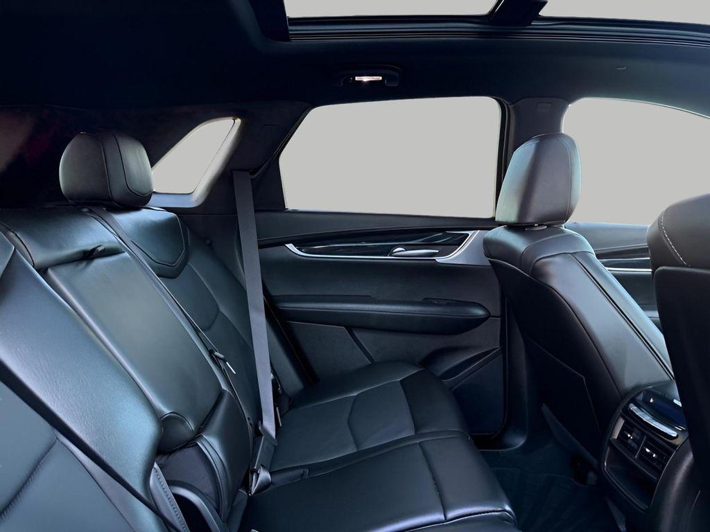 used 2025 Cadillac XT5 car, priced at $43,443