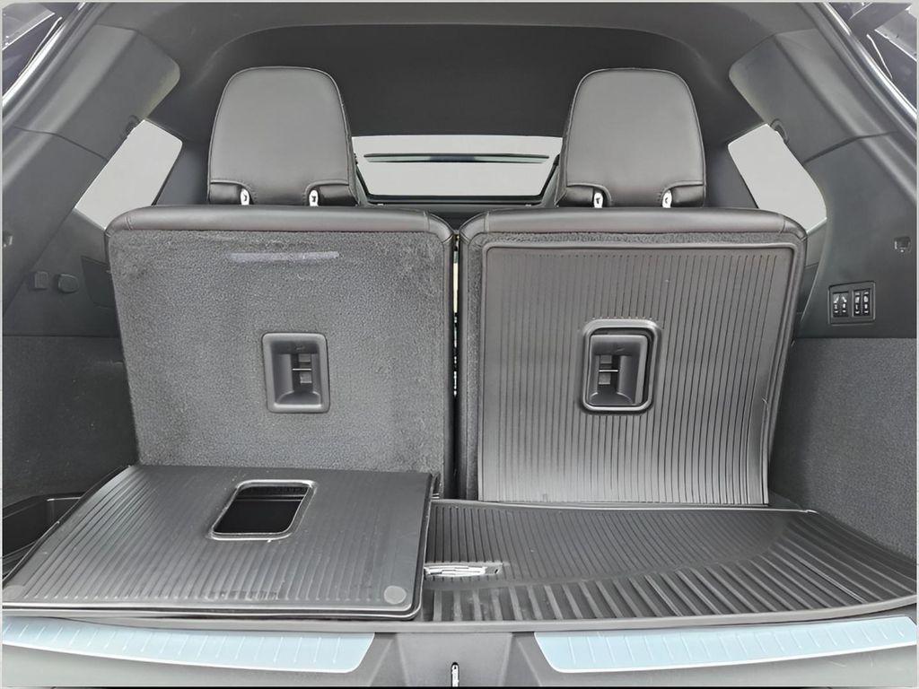 used 2021 Cadillac XT6 car, priced at $31,638