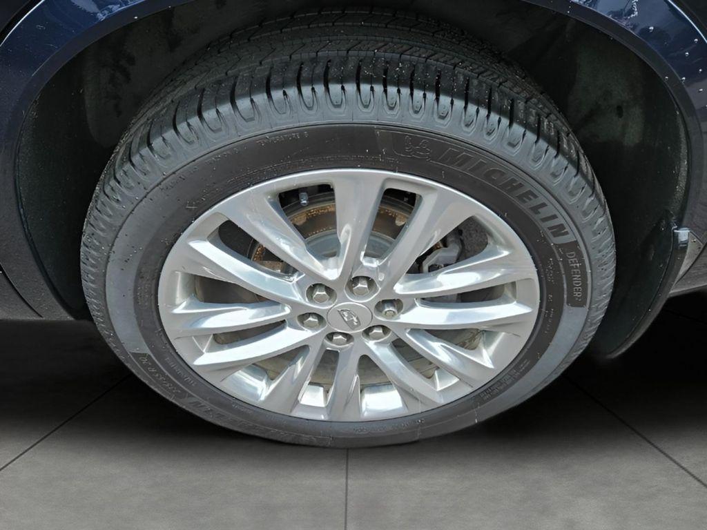 used 2021 Cadillac XT6 car, priced at $31,638