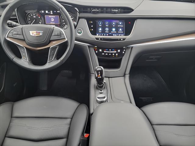 used 2024 Cadillac XT5 car, priced at $46,820