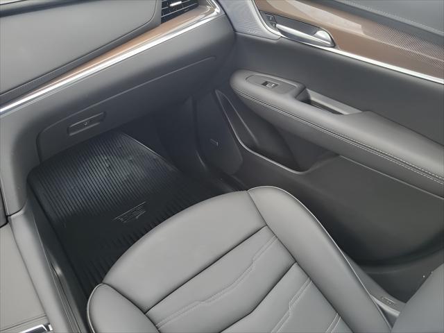 used 2024 Cadillac XT5 car, priced at $46,820