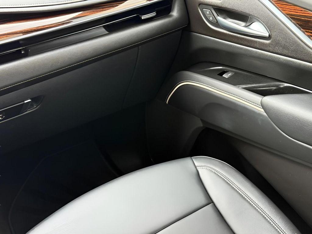 used 2023 Cadillac Escalade ESV car, priced at $65,891