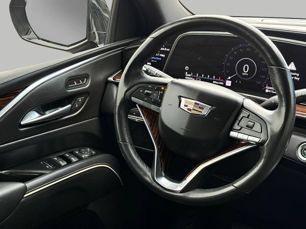 used 2023 Cadillac Escalade ESV car, priced at $65,891