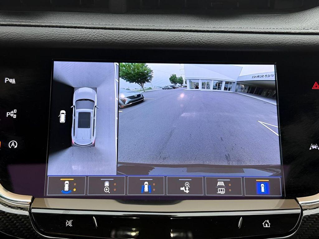 used 2023 Cadillac XT6 car, priced at $40,925