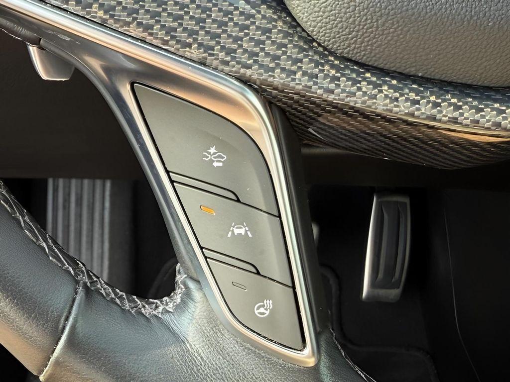 used 2022 Cadillac XT5 car, priced at $33,344