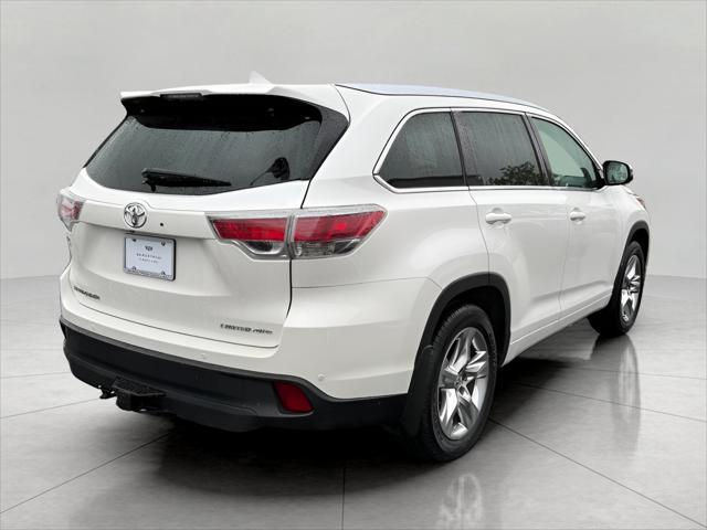 used 2015 Toyota Highlander car, priced at $19,781