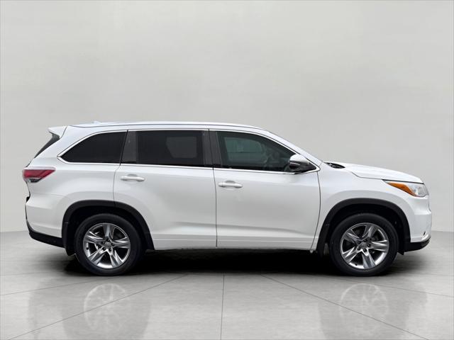 used 2015 Toyota Highlander car, priced at $19,781