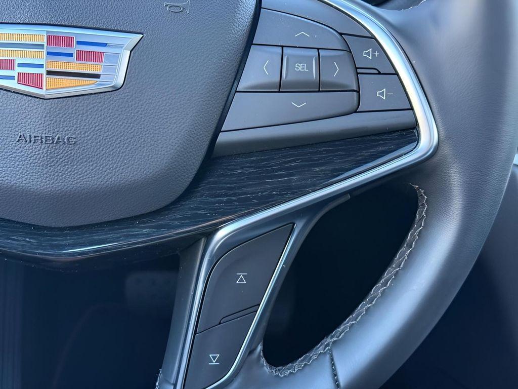 used 2025 Cadillac XT5 car, priced at $47,515