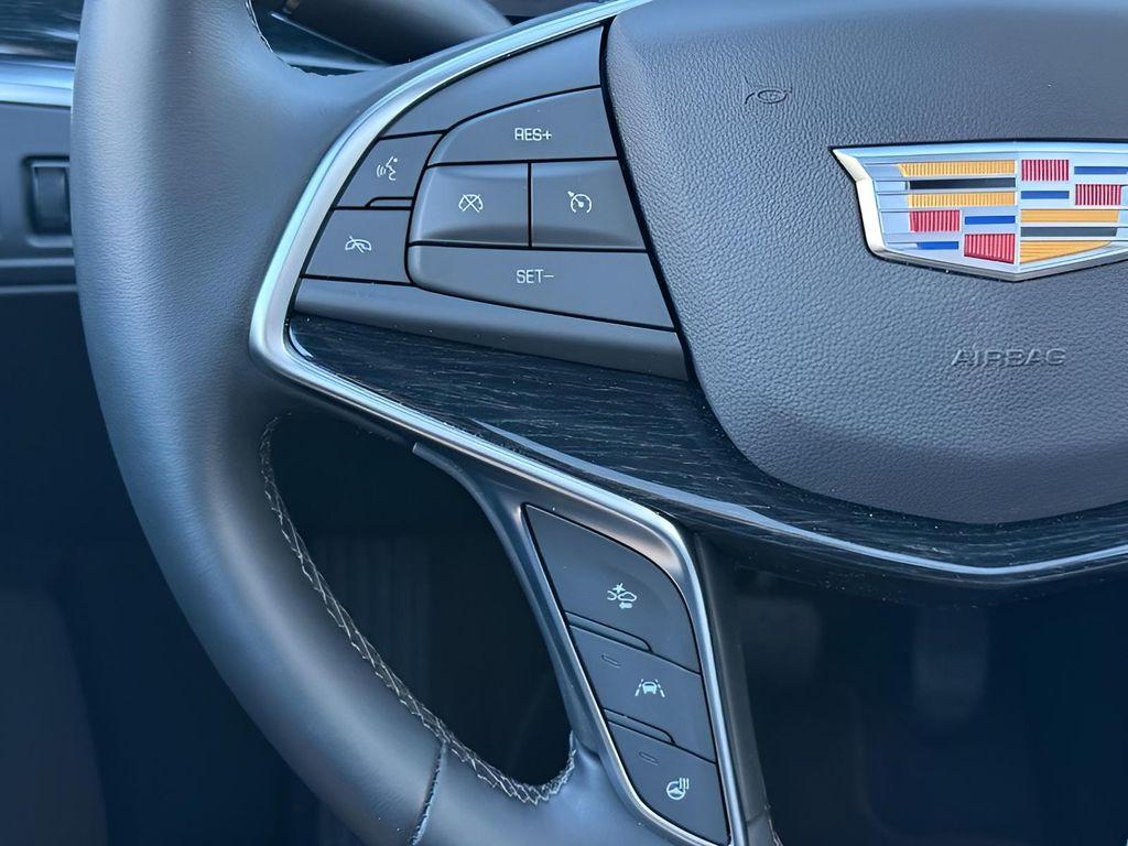 used 2025 Cadillac XT5 car, priced at $47,515