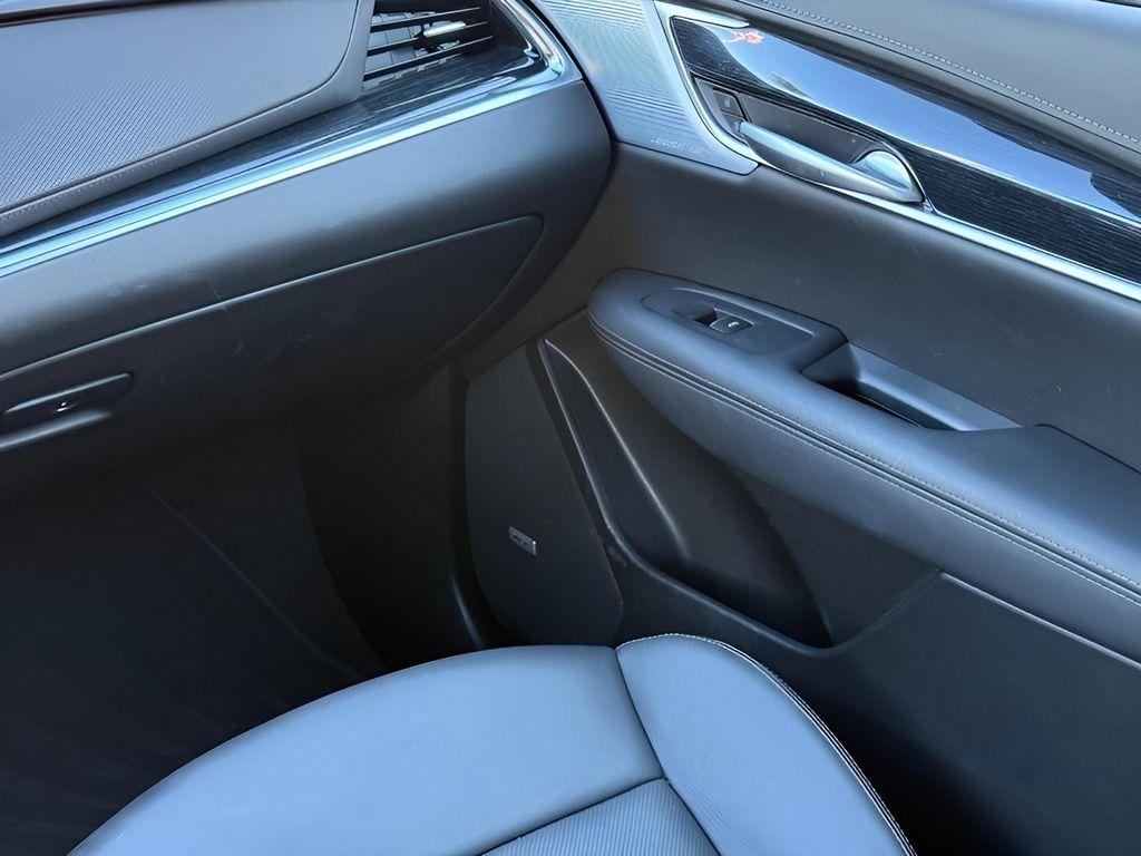 used 2025 Cadillac XT5 car, priced at $47,515