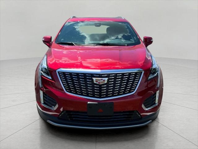 used 2025 Cadillac XT5 car, priced at $50,910