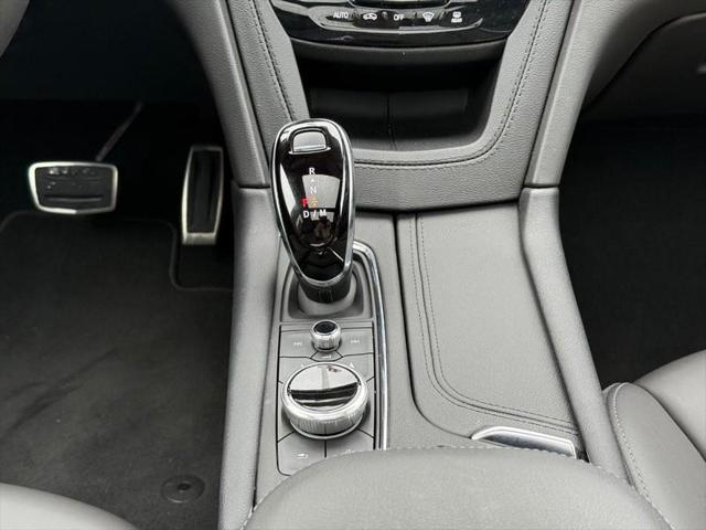 used 2024 Cadillac XT5 car, priced at $41,997