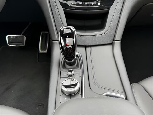 used 2024 Cadillac XT5 car, priced at $41,411