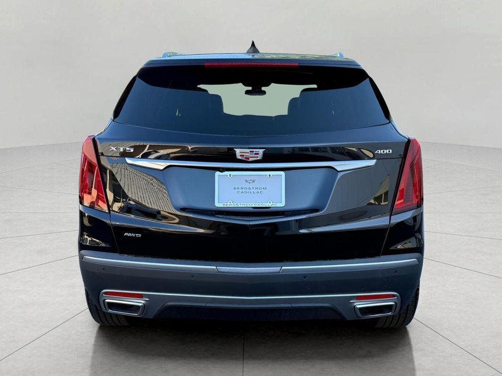 used 2025 Cadillac XT5 car, priced at $45,179