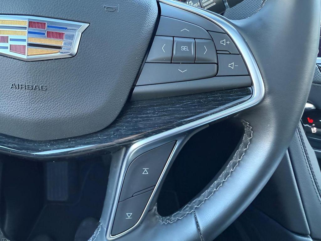 used 2025 Cadillac XT5 car, priced at $45,179