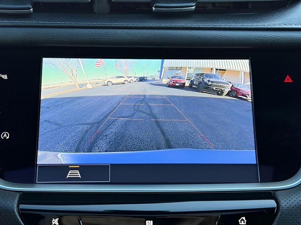 used 2021 Cadillac XT5 car, priced at $28,148