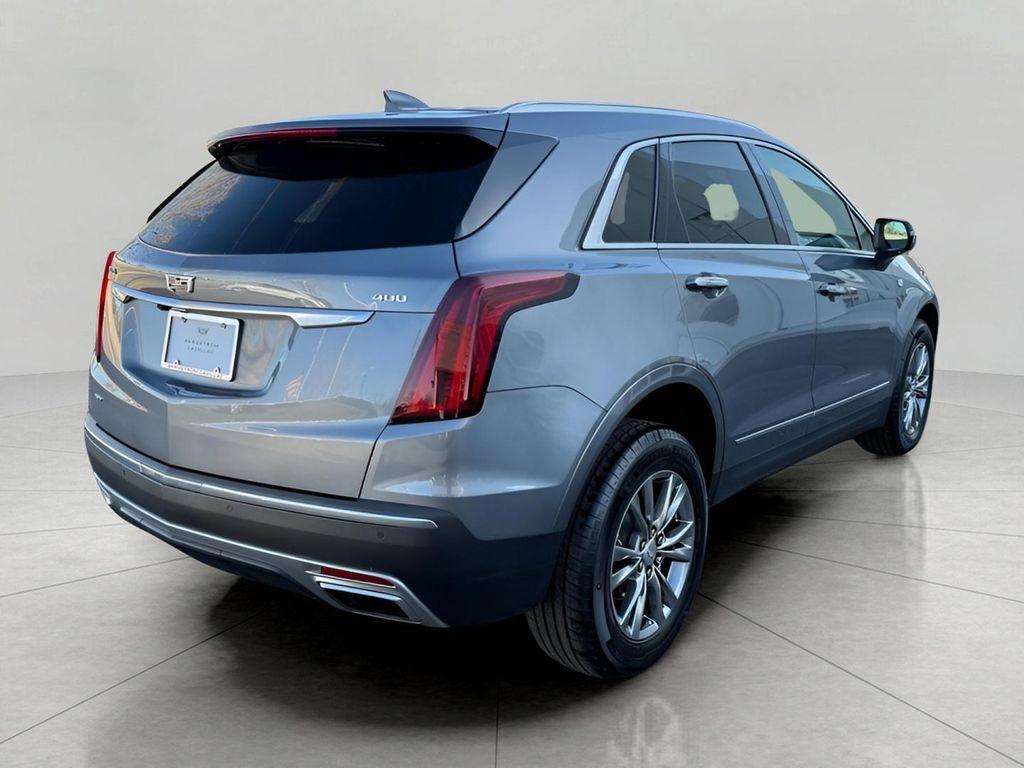 used 2021 Cadillac XT5 car, priced at $28,148